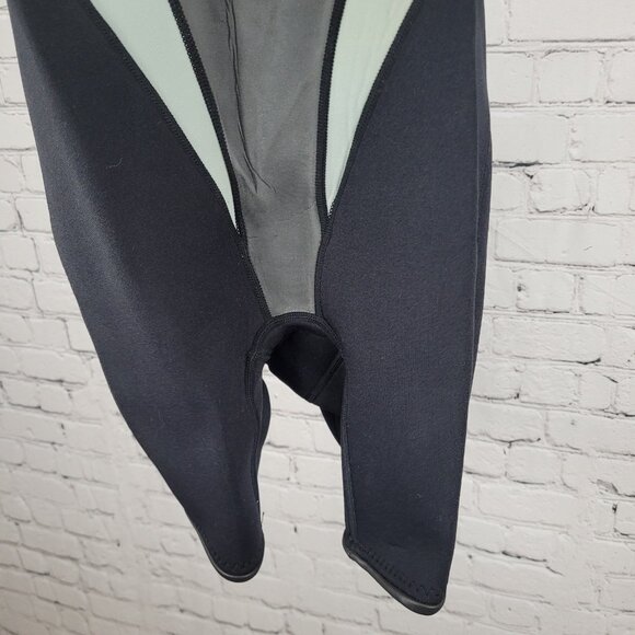 O'Neill Black & Grey Elite 2/1 MM Zipped Shorty Dive Wetsuit Youth Kids Size 8 - Picture 5 of 12